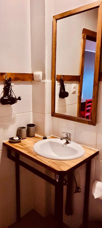 Hostal Esquina Patagonica Койяїке Екстер'єр фото