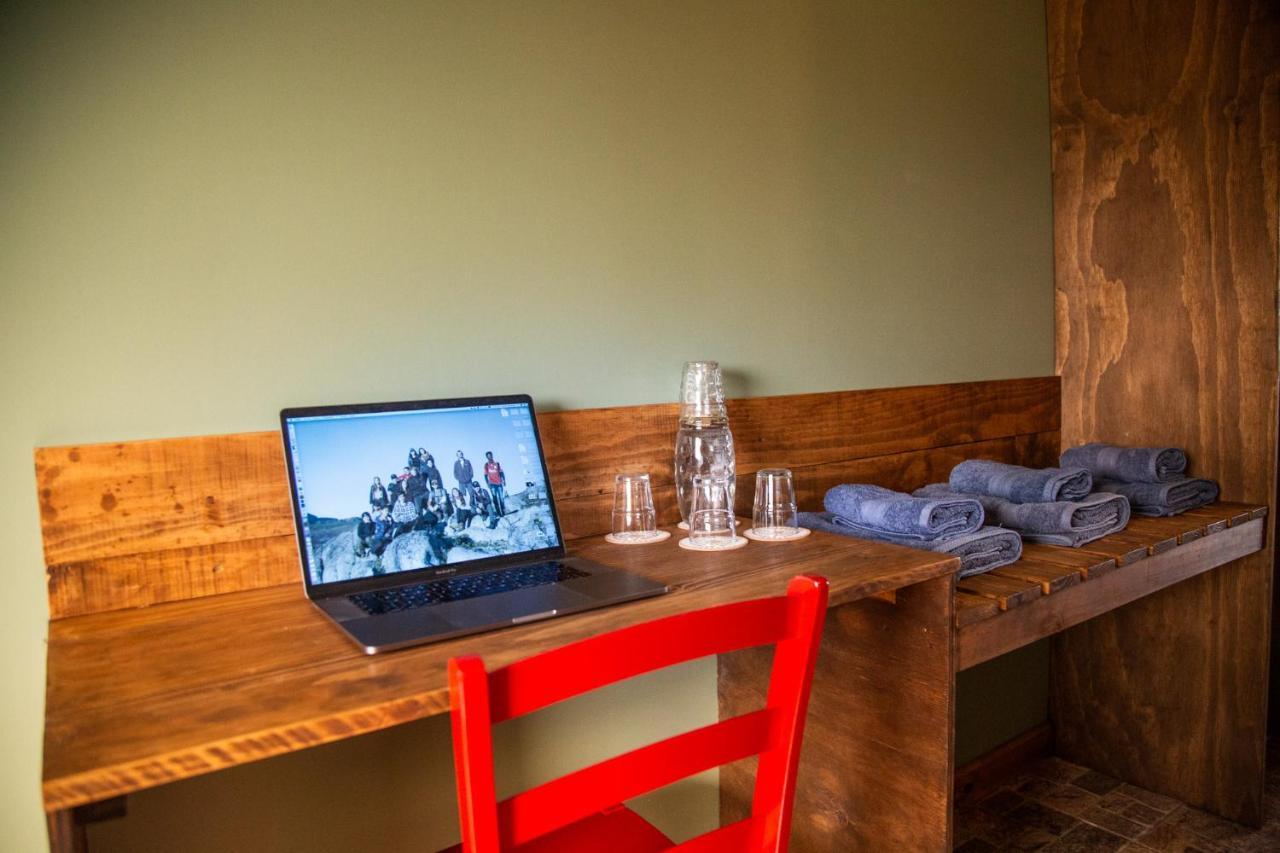 Hostal Esquina Patagonica Койяїке Екстер'єр фото