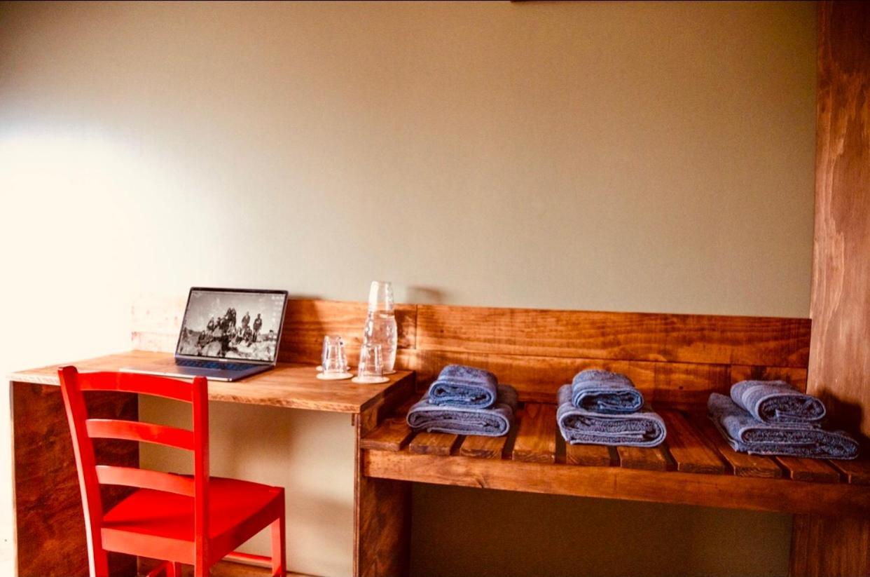Hostal Esquina Patagonica Койяїке Екстер'єр фото